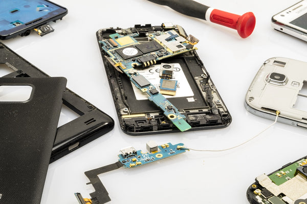 How We Refurbish an iPhone from Start to Finish