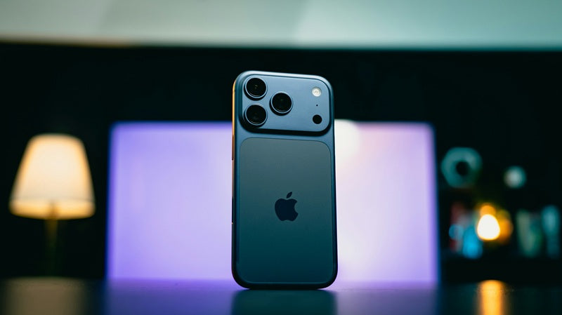 iPhone 17 Pro “Scratch-Gate”: What Apple Said, and What It Means for Trade-In Value
